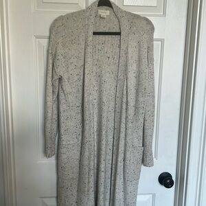 Duster length sweater cardigan. Sz M. Great condition
